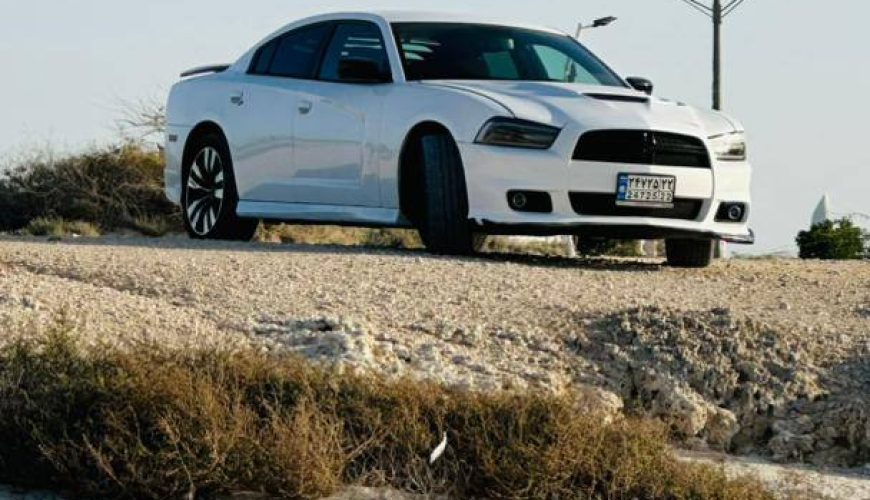 اجاره دوج شارژر SRT در کیش | رزرو آنلاین باقری رنت کیش